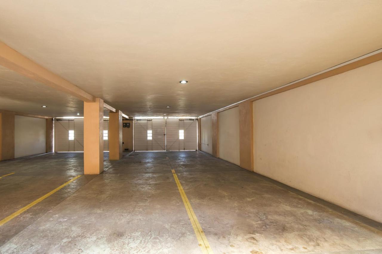 Suites De Reyes Irapuato Exterior foto