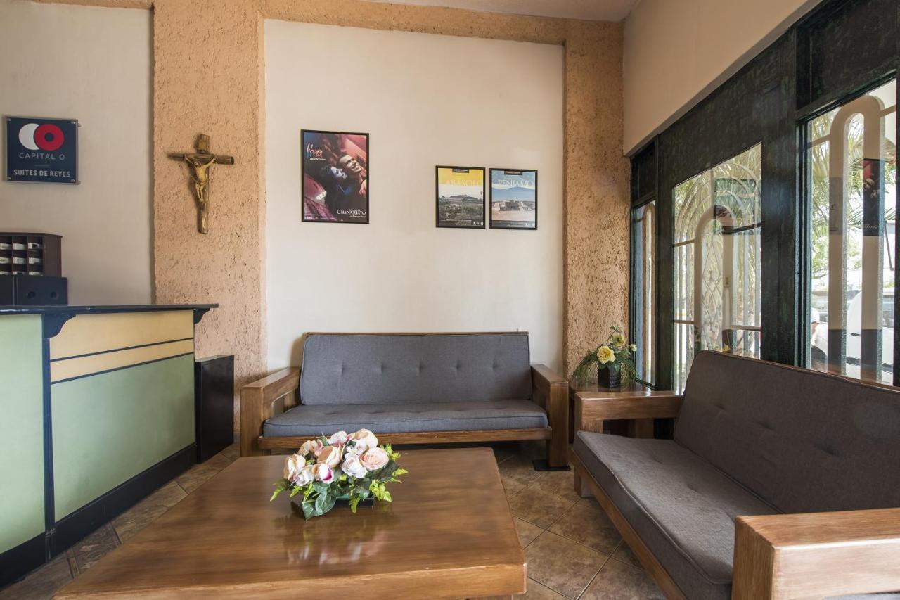 Suites De Reyes Irapuato Exterior foto