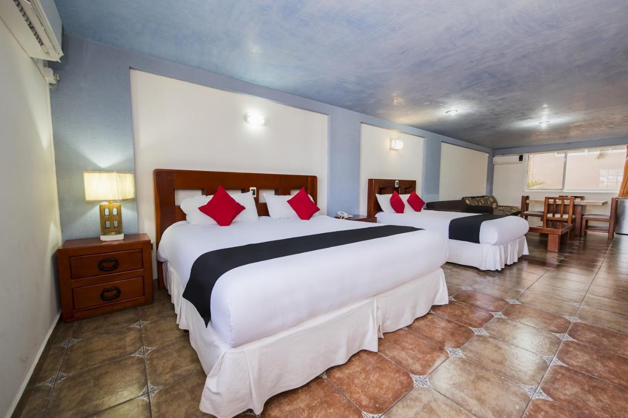 Suites De Reyes Irapuato Exterior foto