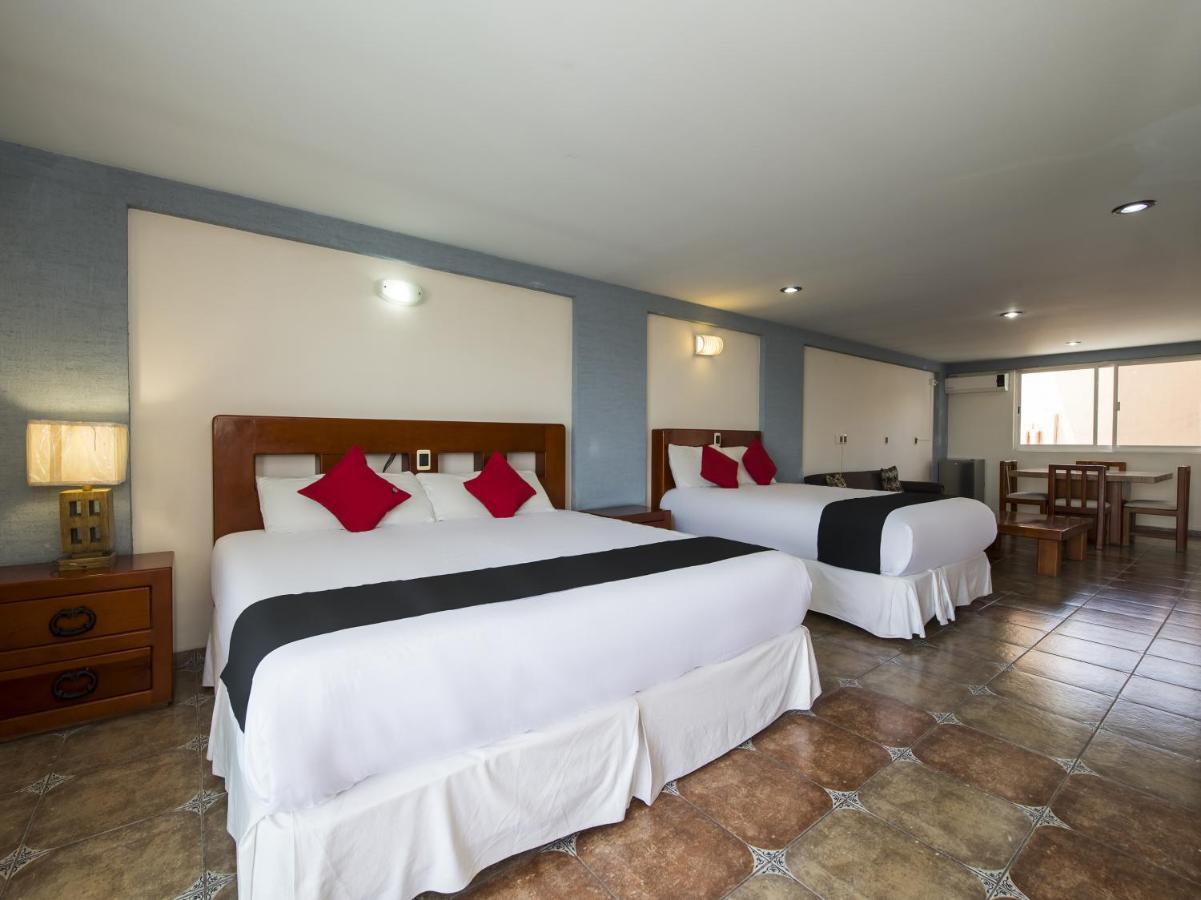 Suites De Reyes Irapuato Exterior foto